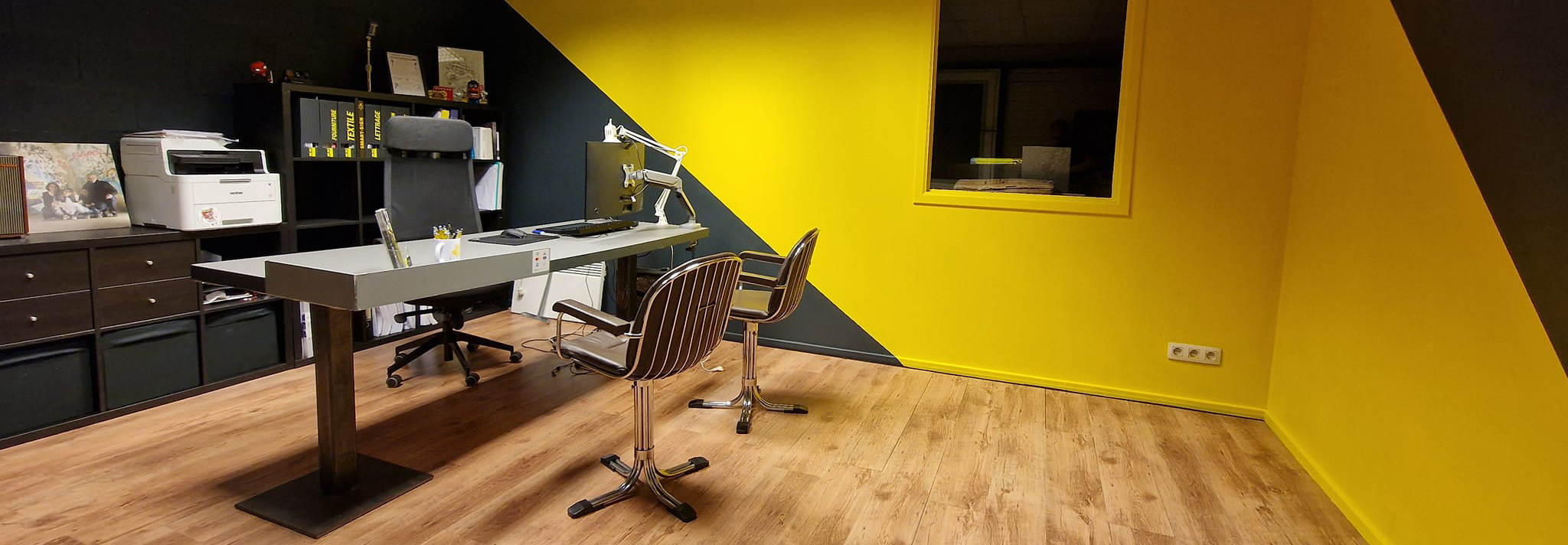 atelier-bureau-octograf-lettrage-enseigne-vitrine-amenagement-graphique-graphisme